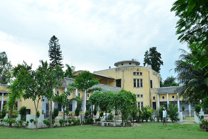 https://cache.careers360.mobi/media/colleges/social-media/media-gallery/13078/2020/12/21/Campus view of Government College Malerkotla_Campus-view.jpg